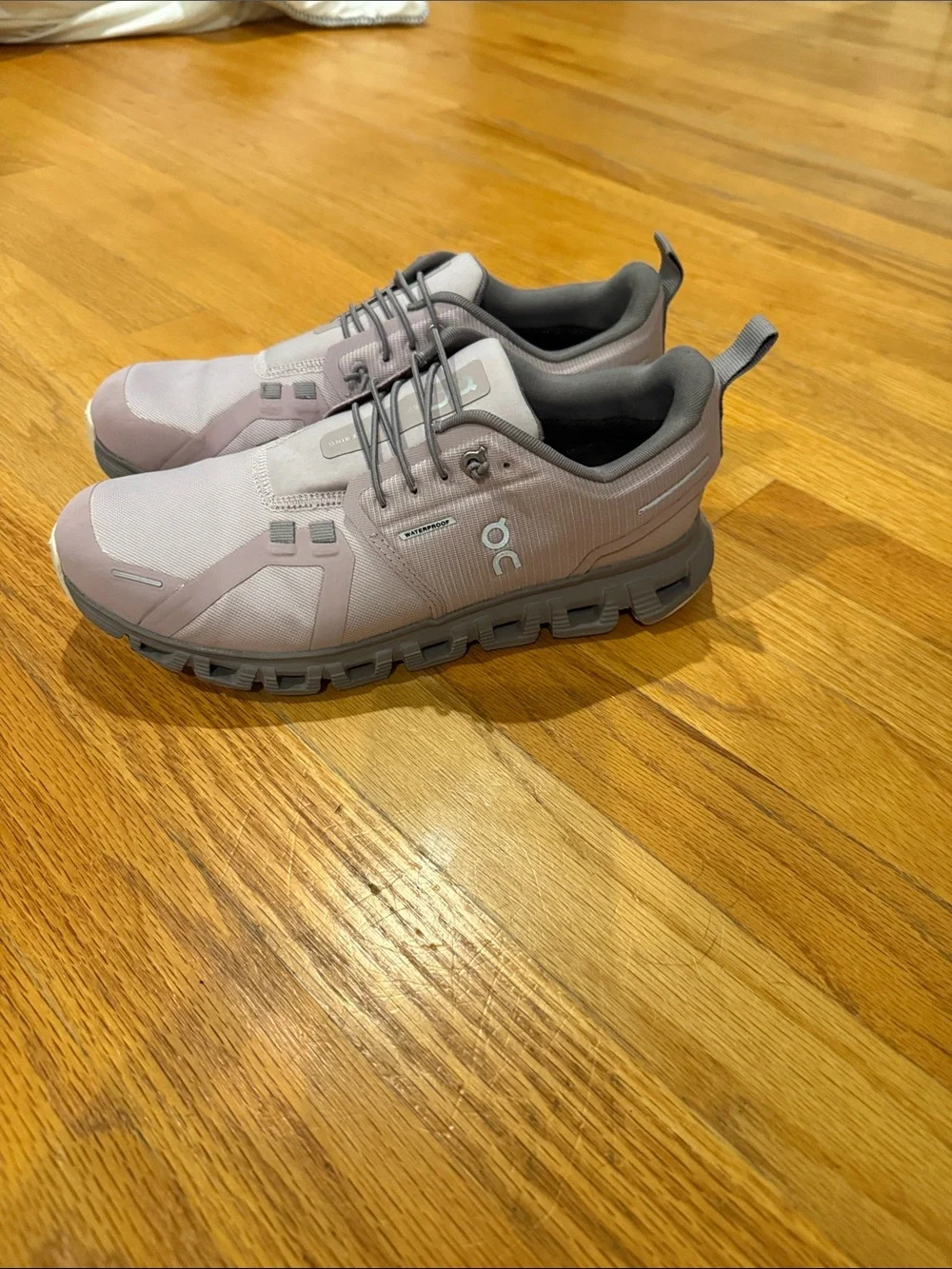 On Running breathable mesh